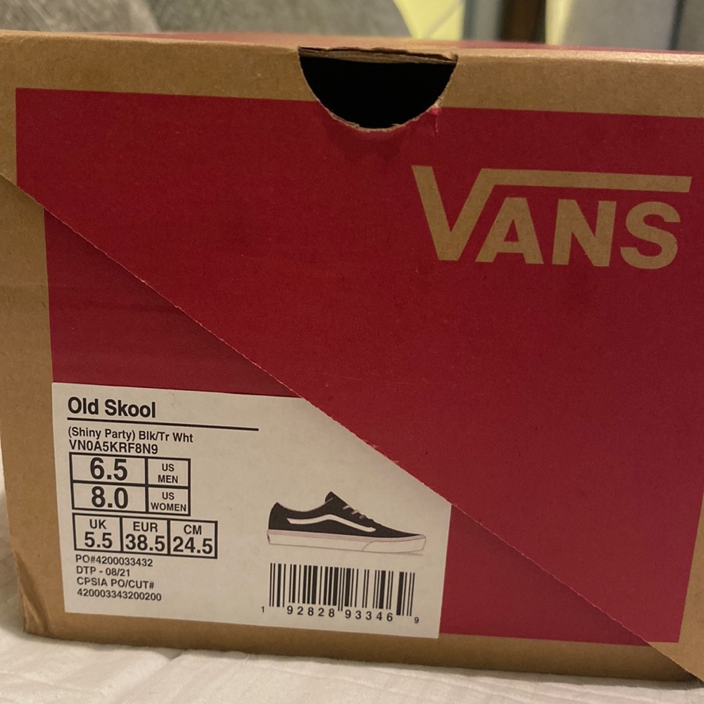 Brand new & in box never worn, sparkly vans